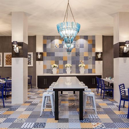 Sheraton Charlotte Hotel Ngoại thất bức ảnh