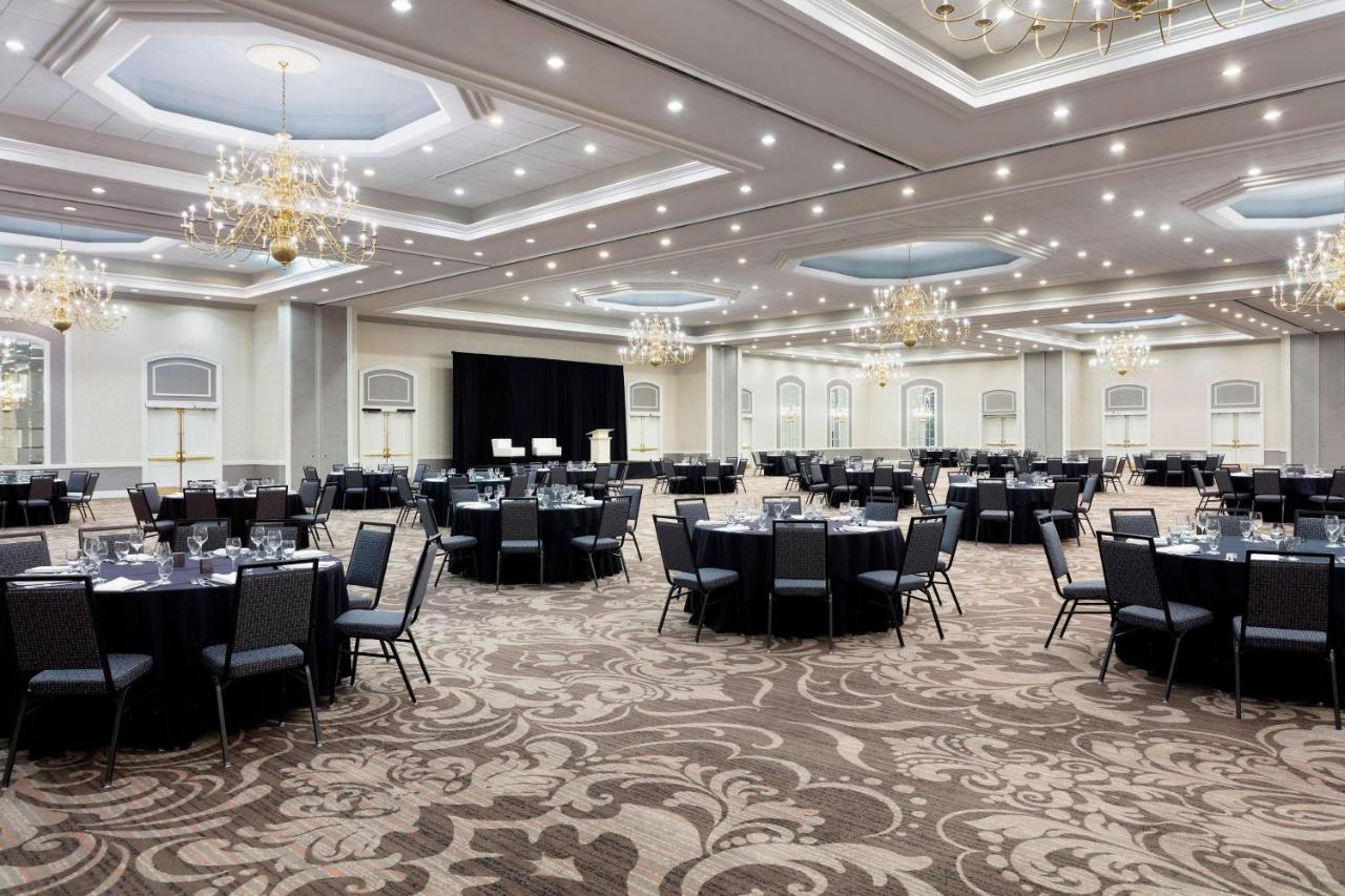 Sheraton Charlotte Hotel Ngoại thất bức ảnh