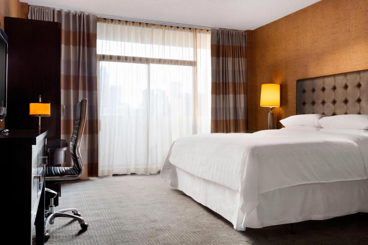 Sheraton Charlotte Hotel Ngoại thất bức ảnh