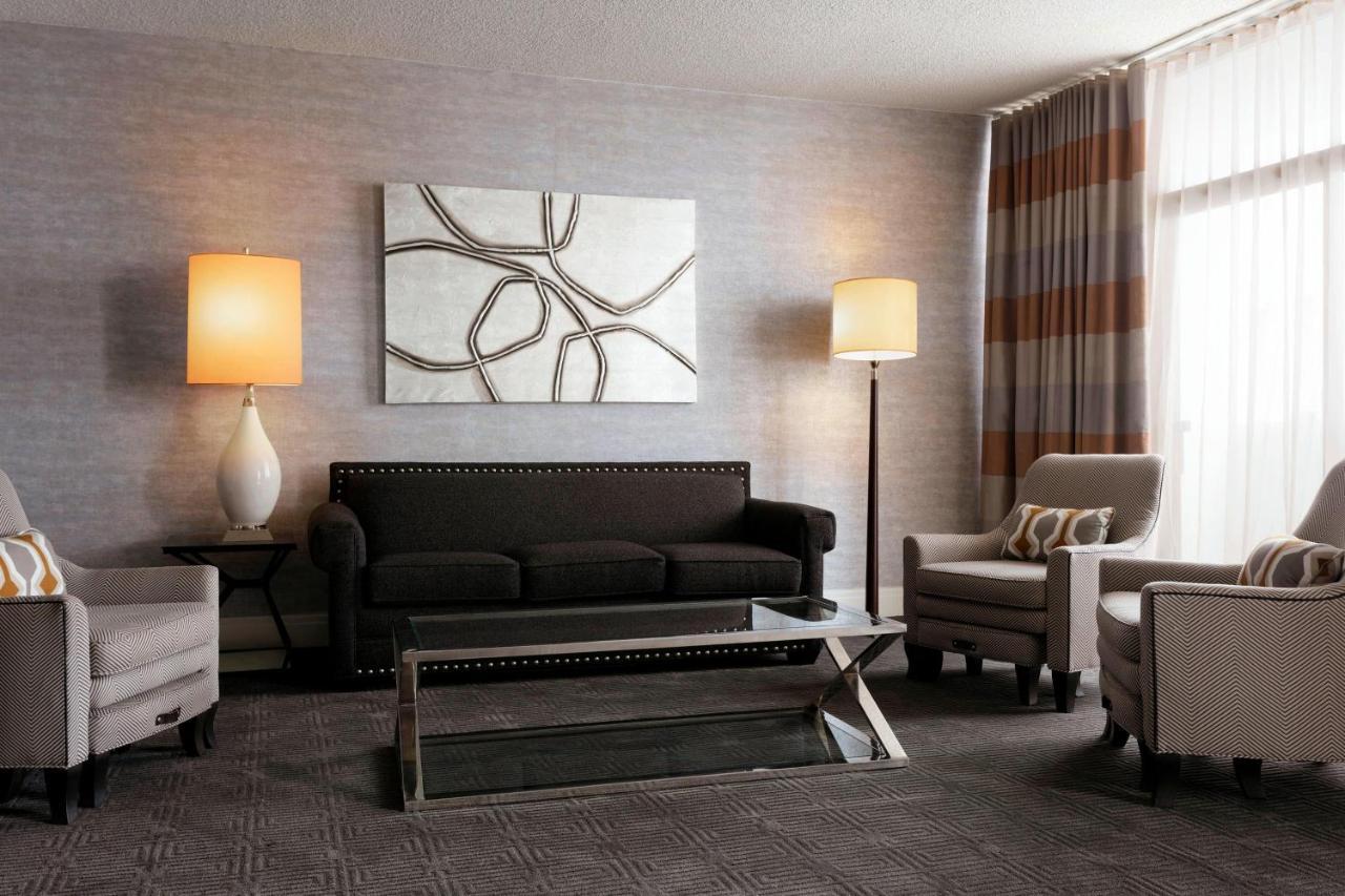 Sheraton Charlotte Hotel Ngoại thất bức ảnh