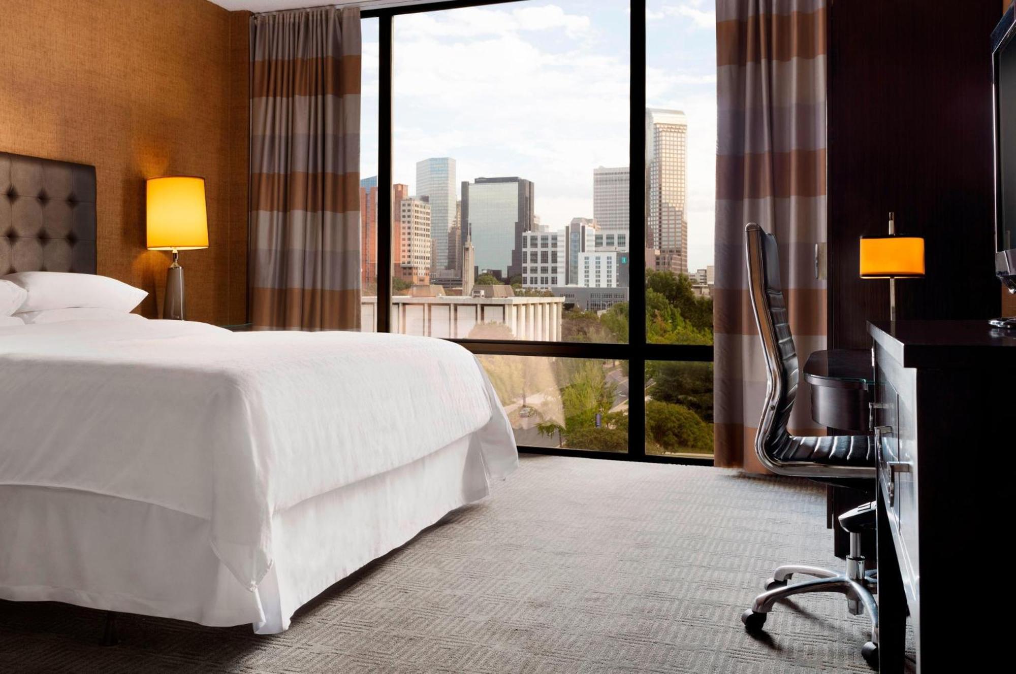 Sheraton Charlotte Hotel Ngoại thất bức ảnh