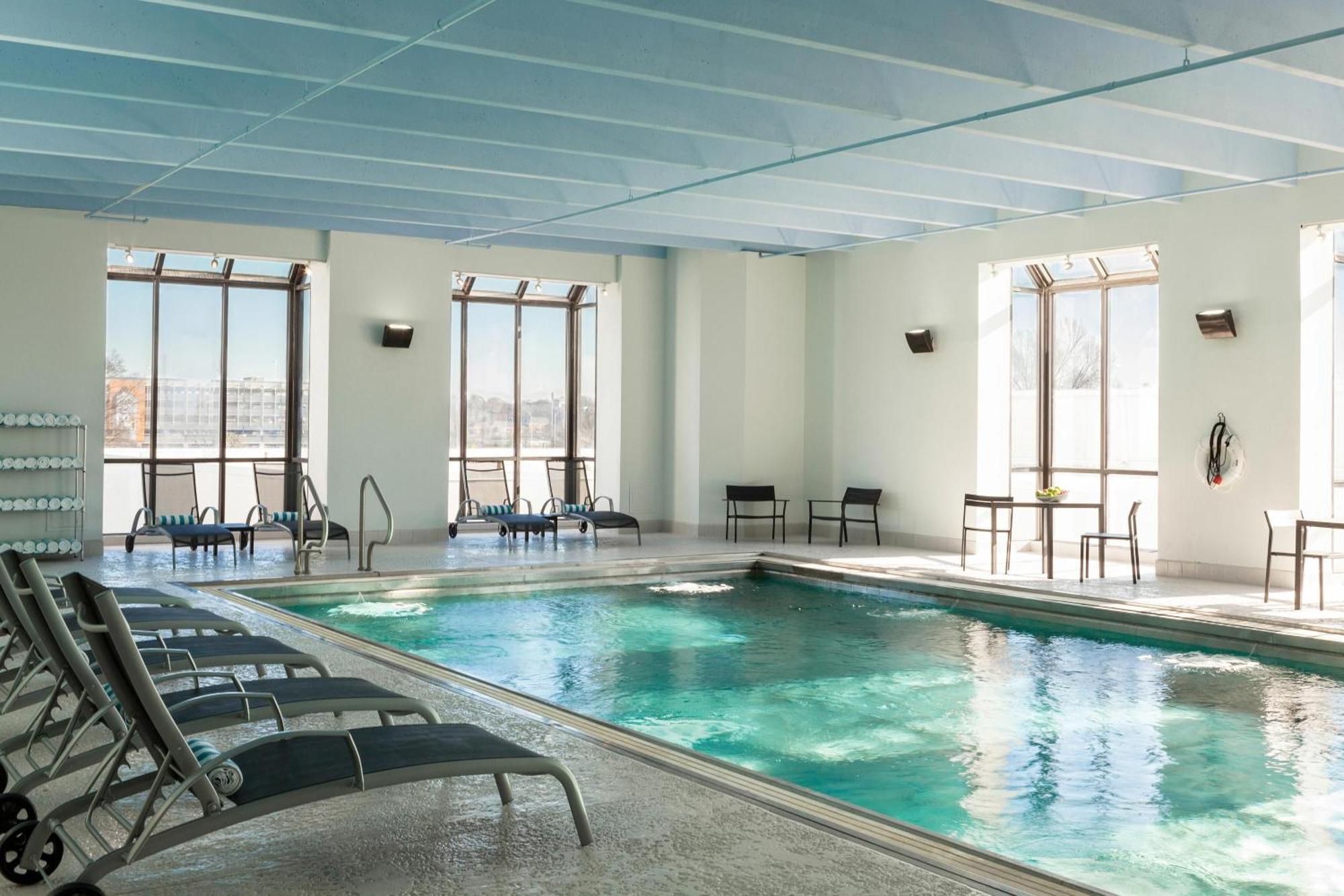 Sheraton Charlotte Hotel Ngoại thất bức ảnh